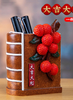 可爱儿童大吉大利笔筒创意礼物桌面装饰摆件笔桶收纳盒工艺品批发