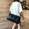 Women's short-distance large-capacity handbag for business trips