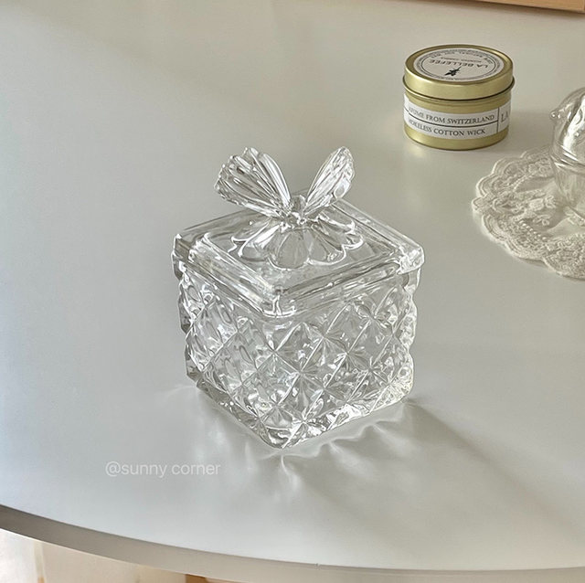 Ins European style butterfly relief glass jewelry storage box