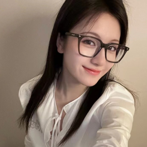 【李兰迪同款】宝丽来近视眼镜方框女款防蓝光线可配度数0082 - 图1