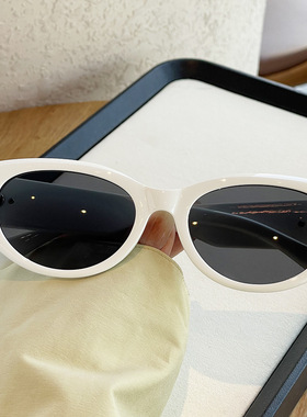 日本品质复古猫眼墨镜女高级感防晒遮阳2025新款TR90近视偏光黑色