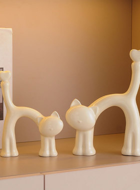 北欧风格爱心猫装饰摆件