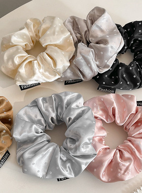 Polkadotscrunchie,highelas