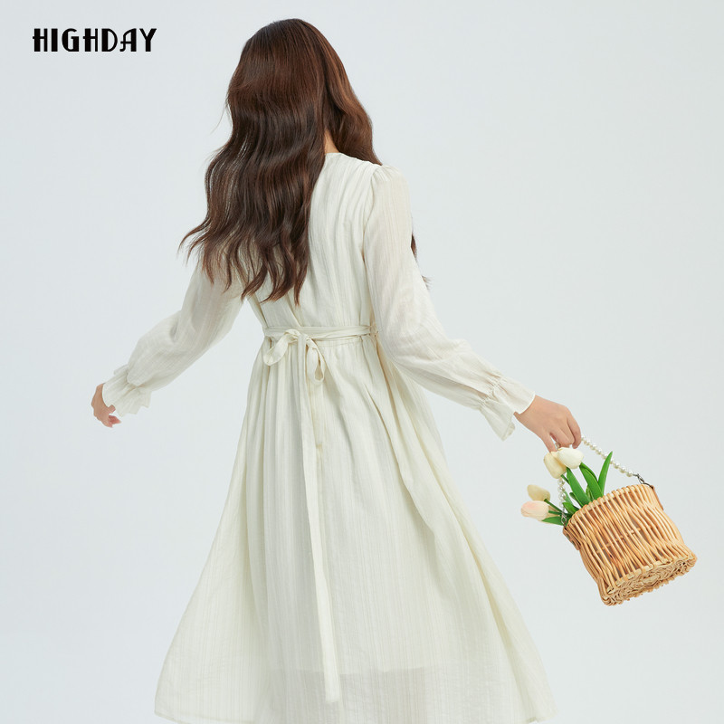 轩日2024商场款修身白月光女裙V领肌理感长袖连衣裙蝴蝶结中长裙,淘宝优惠券,粉丝福利购,淘宝优惠卷