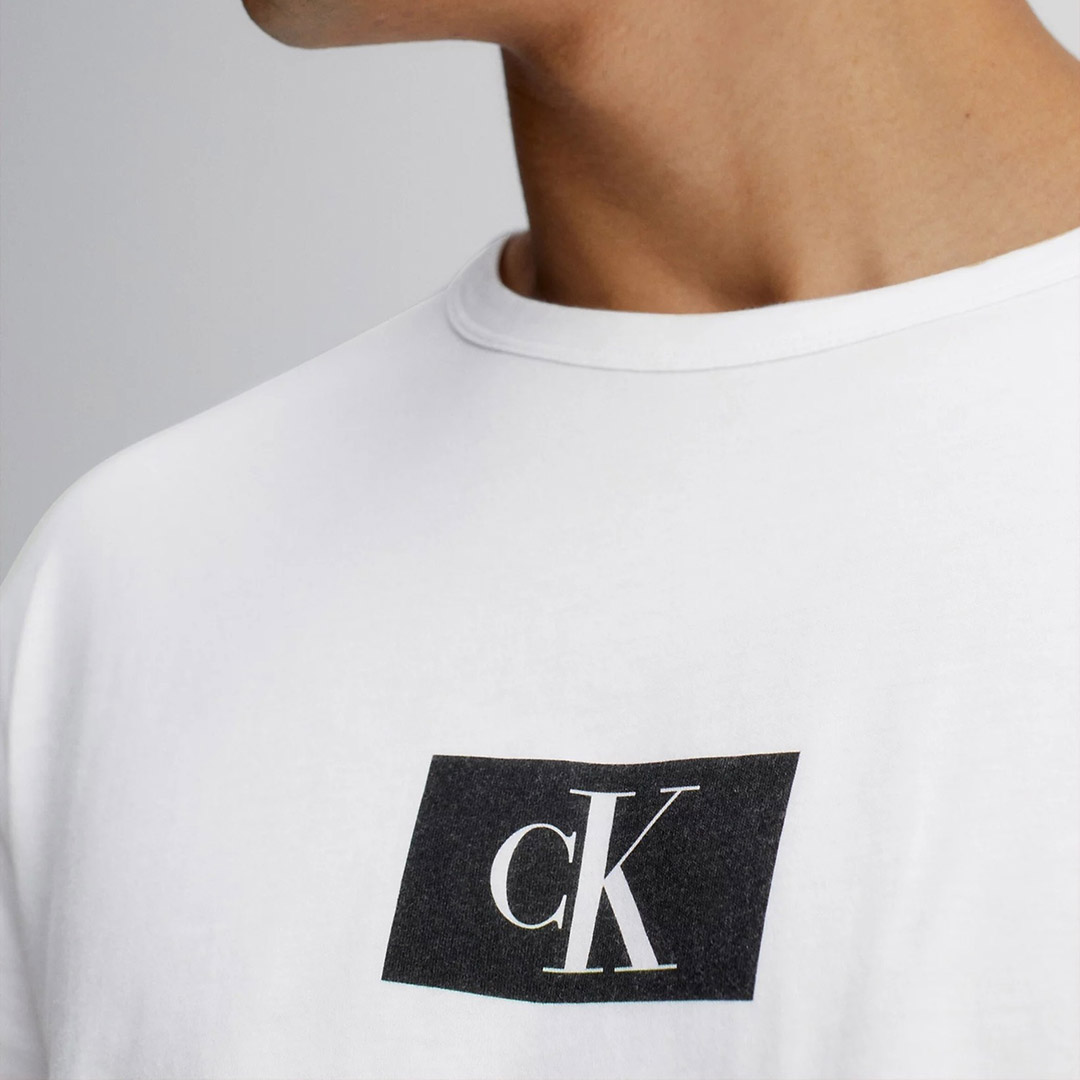 Calvin Klein CK 卡尔文克雷恩 男士时尚百搭短袖圆领T恤 NM2399E - 图2