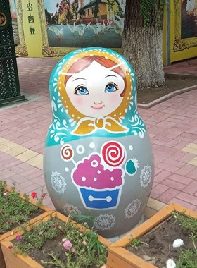 优选玻璃钢俄f罗斯套娃雕塑欧式广场商场美陈户外园林卡通彩绘定