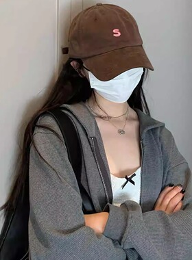 闲鸭舌帽顶刺绣显脸小男女春
