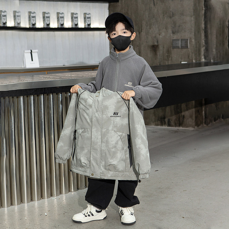 儿童冲锋衣三合一北户外新款面亲子装防水夹棉风衣青少年男童外套,淘宝优惠券,粉丝福利购,淘宝优惠卷
