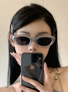 猫眼墨镜女gm辣妹千禧风y2k银色