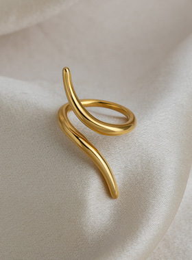 咿咿极简曲线开口戒50