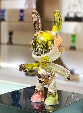 星际风埃莉新款月兔展会装饰摆件