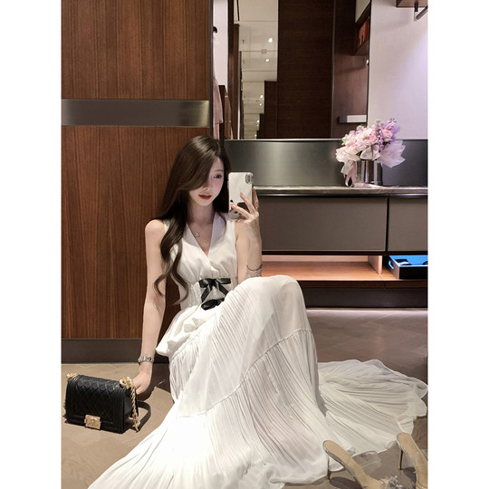 JustQin【南法女神】2025新款夏装V领小衫性感松紧腰蝴蝶结上衣女