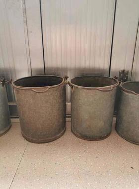 老式铁皮水桶7080年代民俗老物件复古装饰摆件怀旧农具农村老东西
