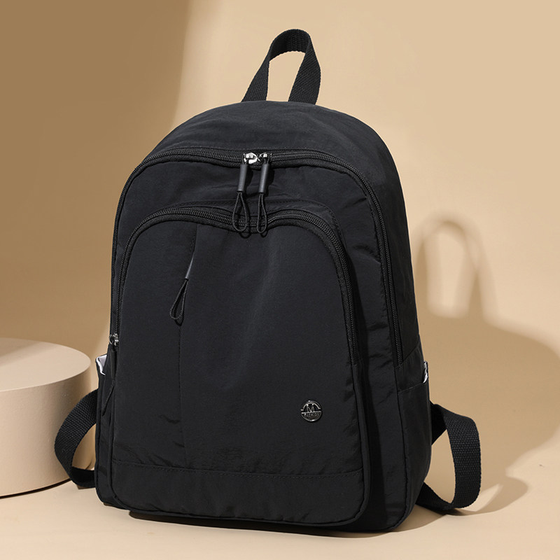 Ladies new nylon cloth retro lightweight backpack