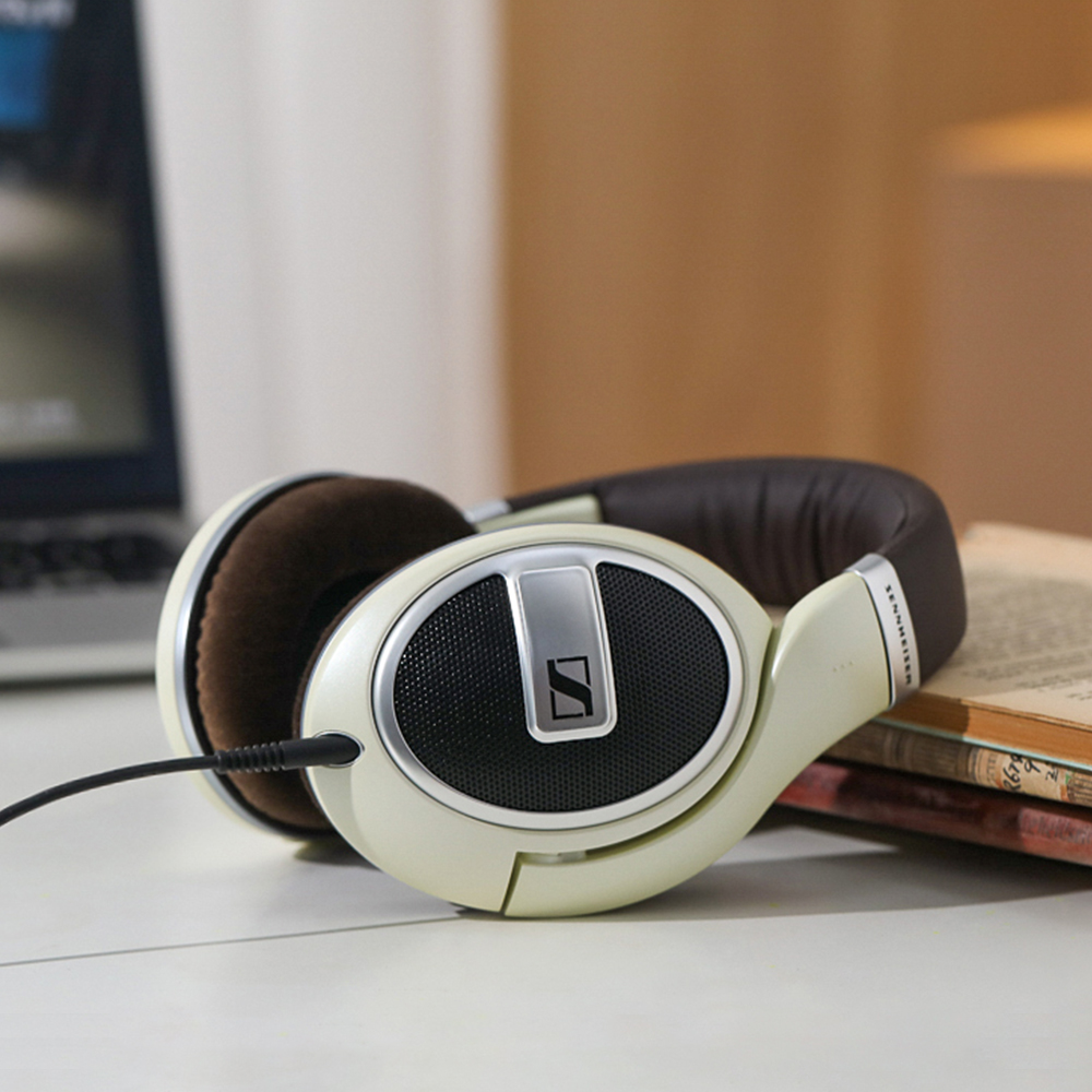 Sennheiser HD599 head-mounted wired HIFI music gaming headphones
