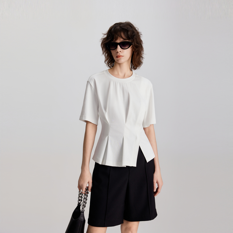 【自营】ELLE白色褶皱圆领淡人短袖T恤女2025夏新款正肩内搭上衣 - 图3