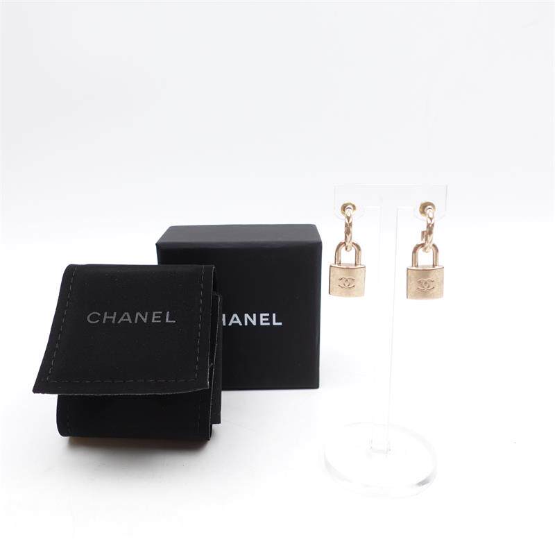  天猫国际自营时尚范项链