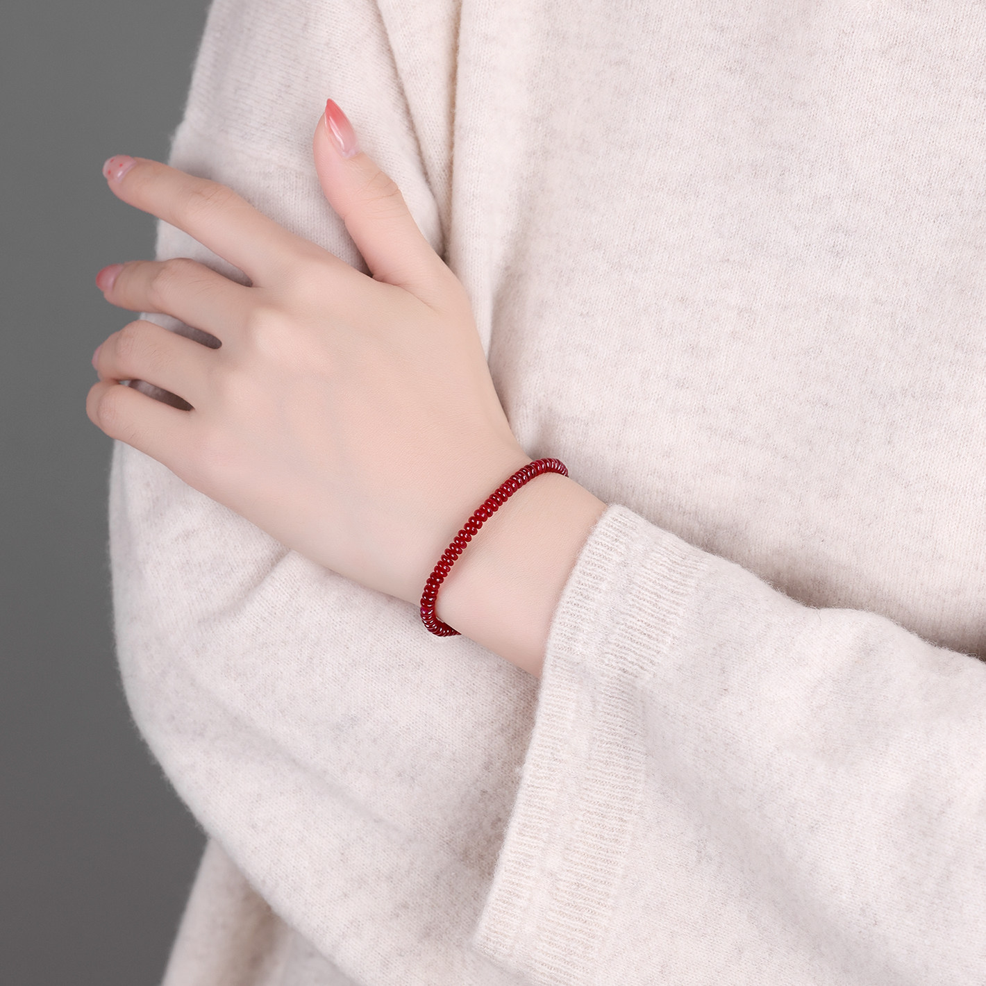 若华珠宝雨花台=素面鸽血红宝石手串女18K金彩宝手链串珠红绳手饰,淘宝优惠券,粉丝福利购,淘宝优惠卷