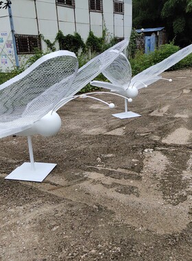 金属镂空发光蝴蝶艺术风园林景观