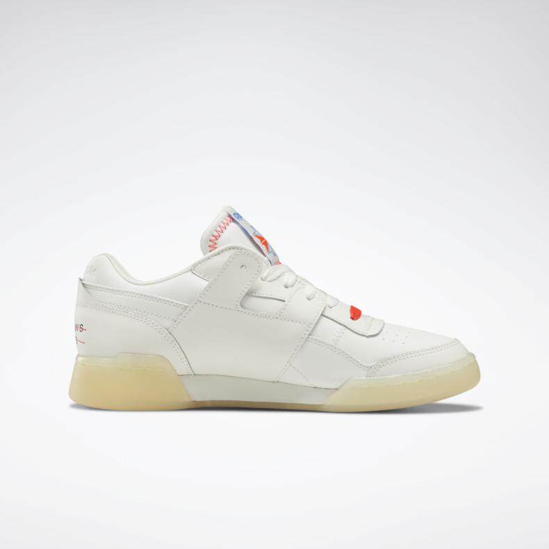 reebok /锐步女运动低帮皮面板鞋 Axonus户外海外板鞋/休闲鞋