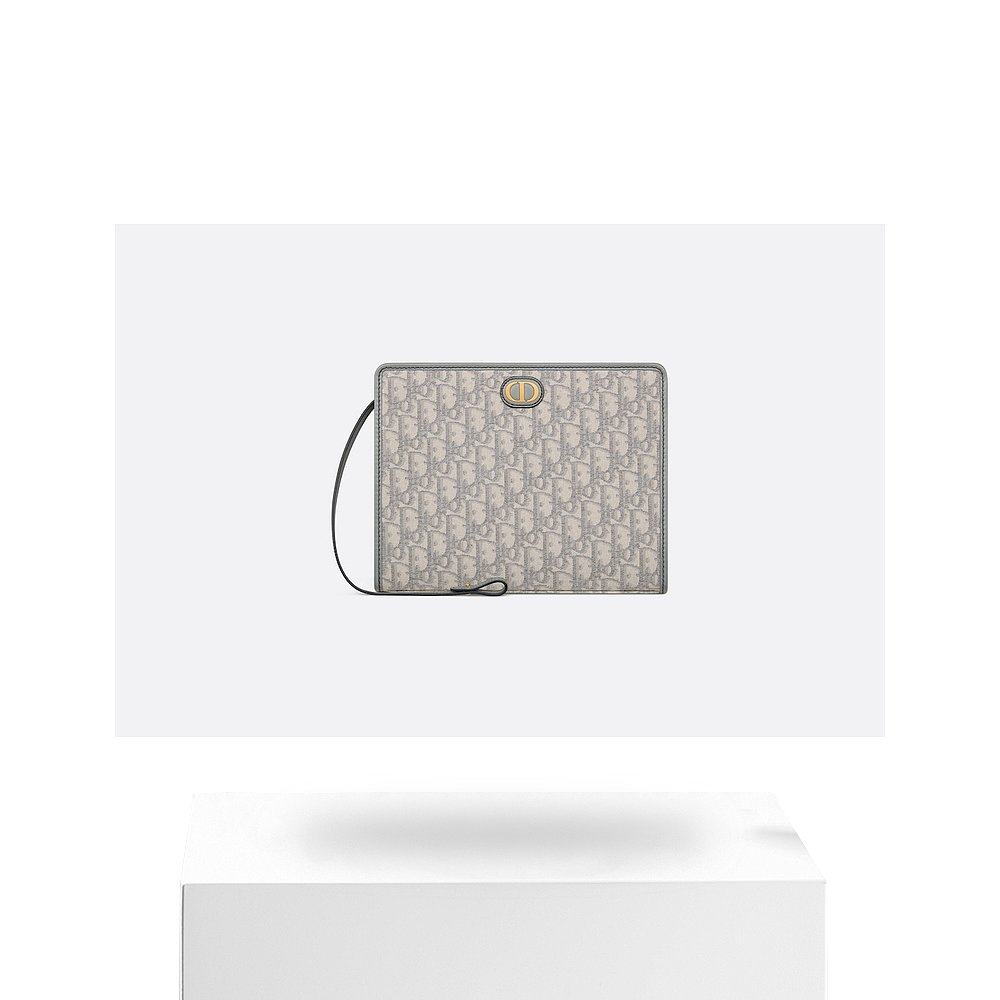  天猫国际探物欧洲手拿包