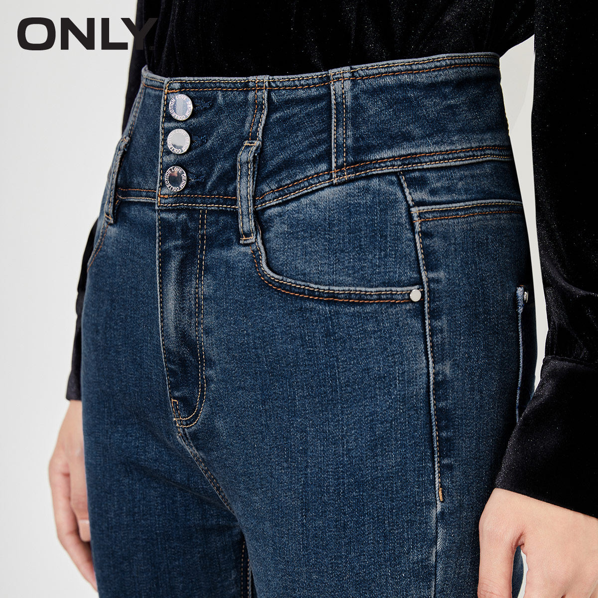 only2021冬季新款茶叶碳发热高腰 ONLYoutlets店牛仔裤