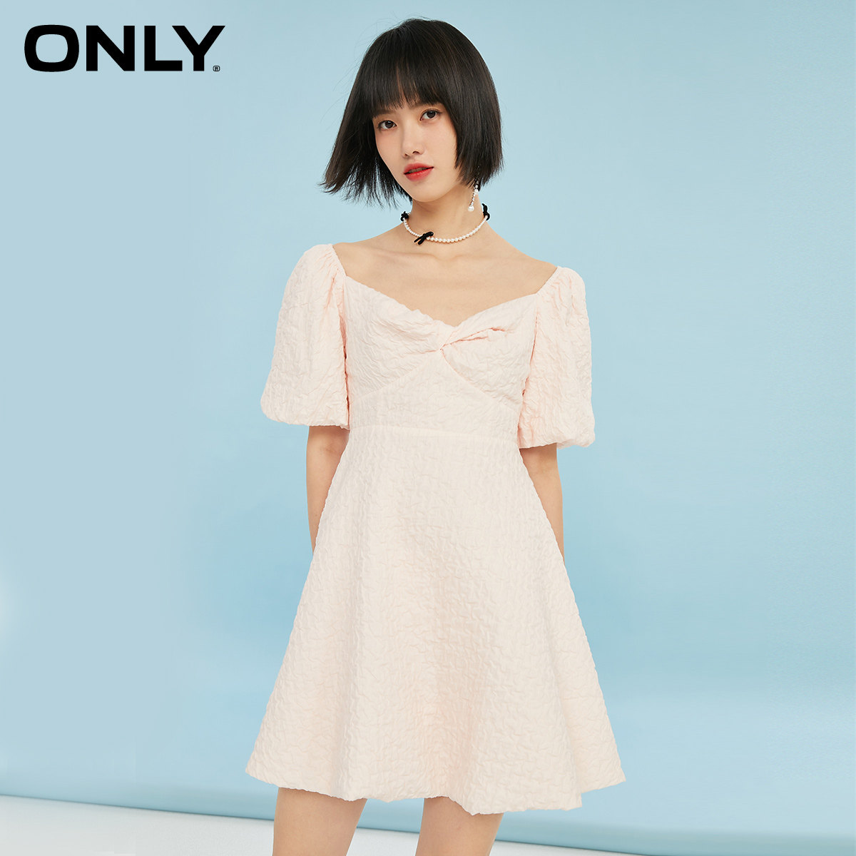 only春季新款立体浮雕钻石领连衣裙 ONLYoutlets店连衣裙