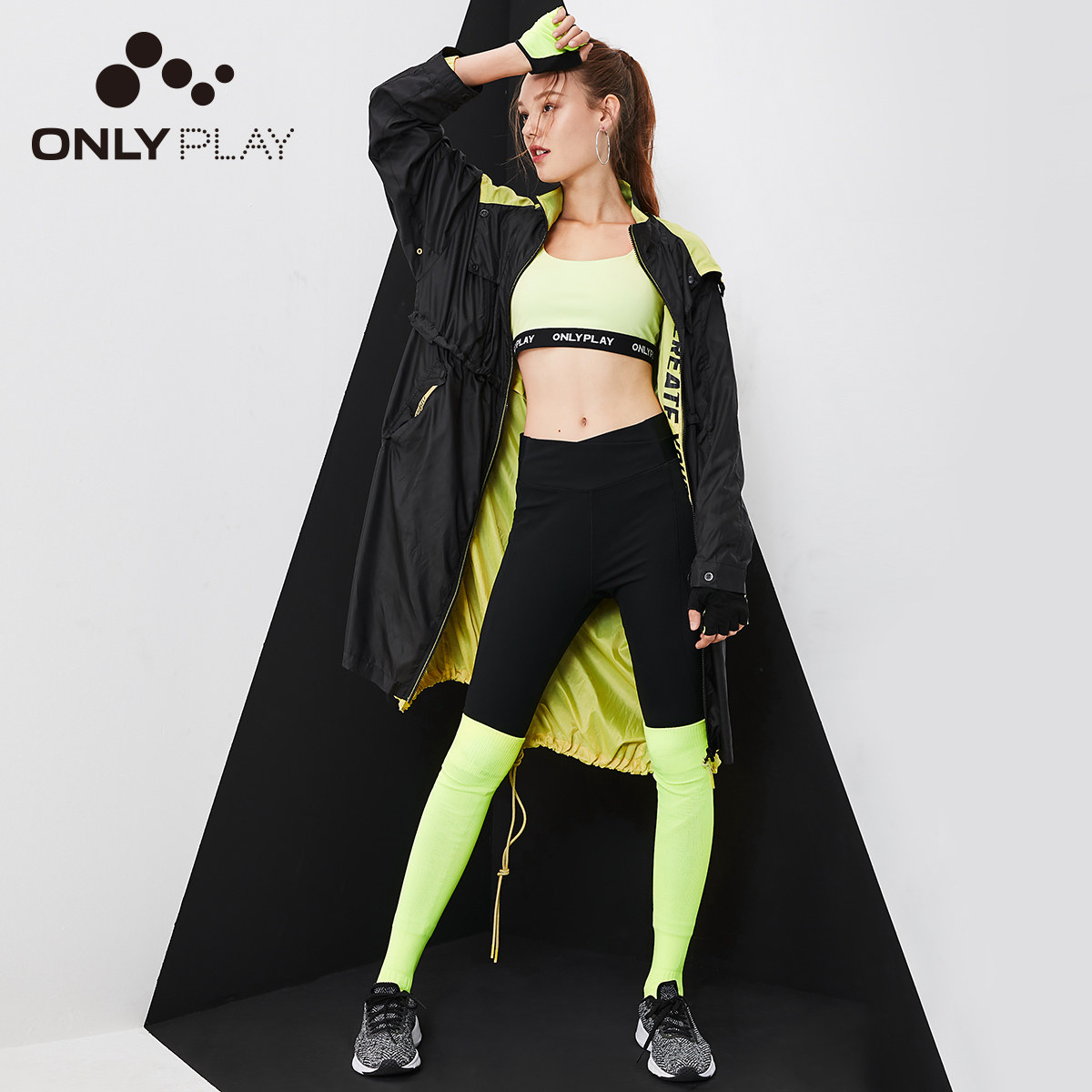 onlyplay特价秋季新款撞色薄外套 ONLYoutlets店短外套