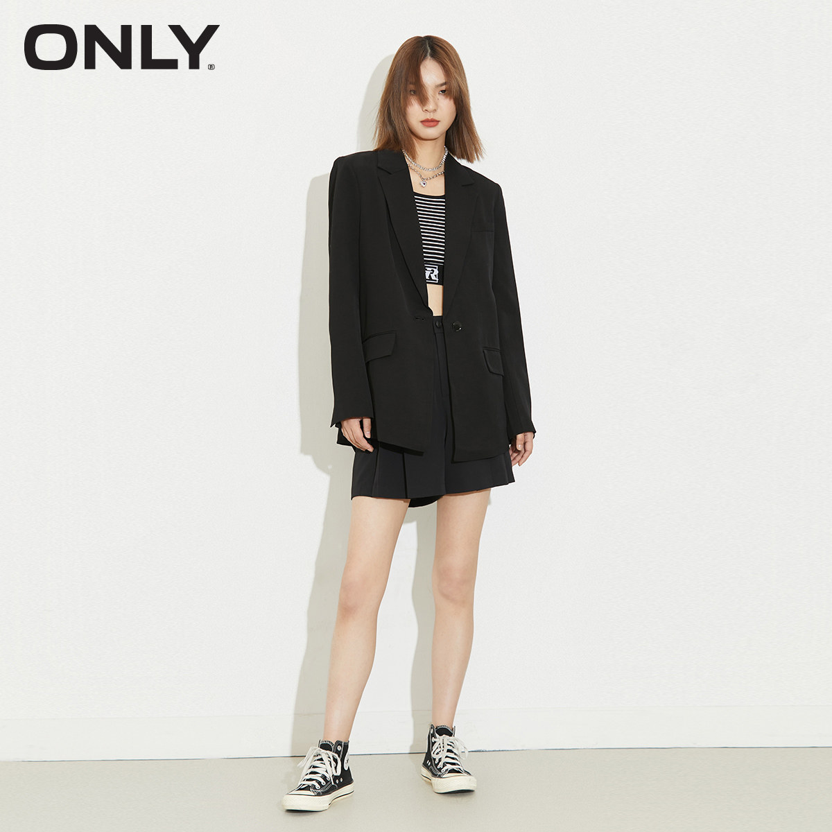  ONLYoutlets店西装