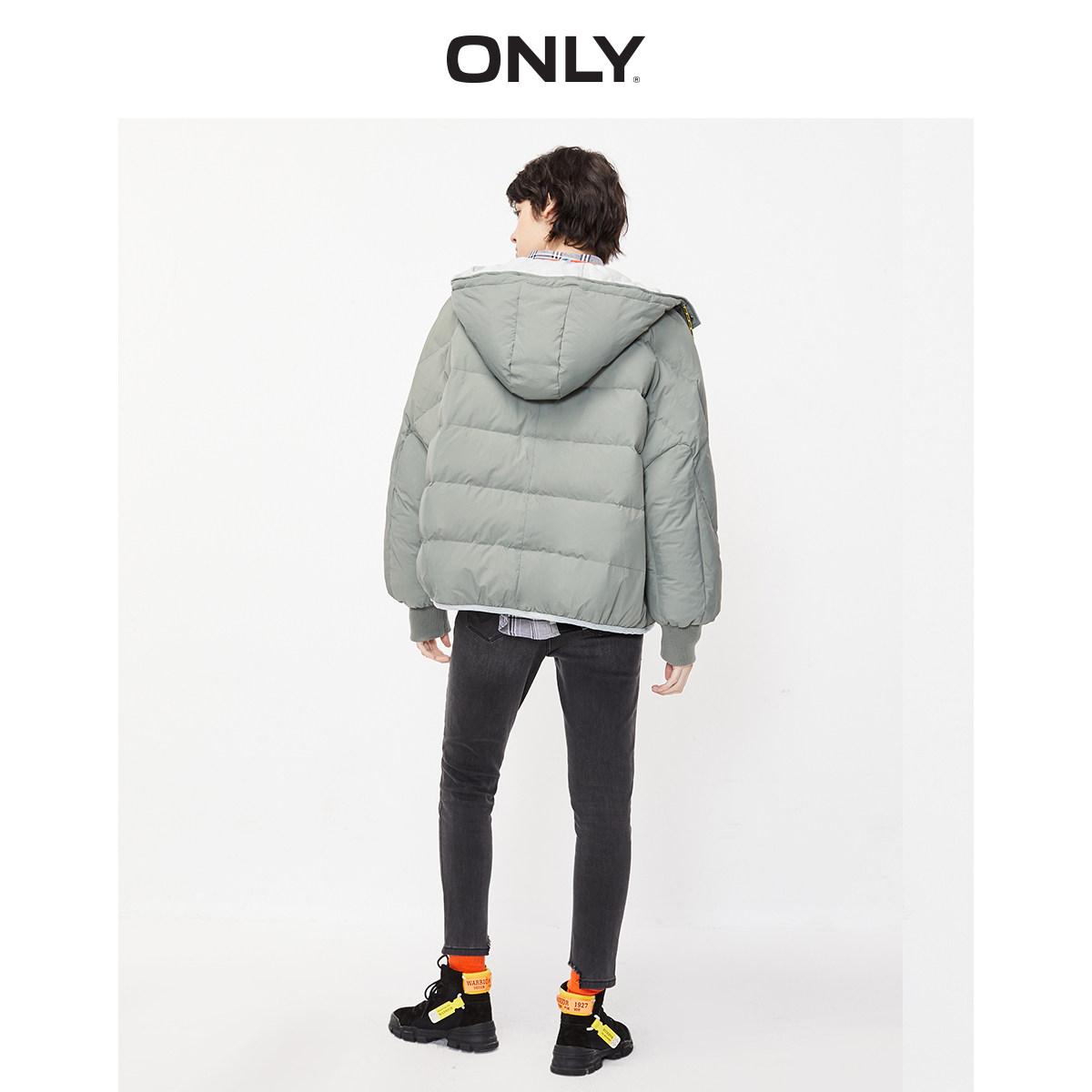 only冬季新款短款宽松两面穿白鸭绒 ONLYoutlets店羽绒服