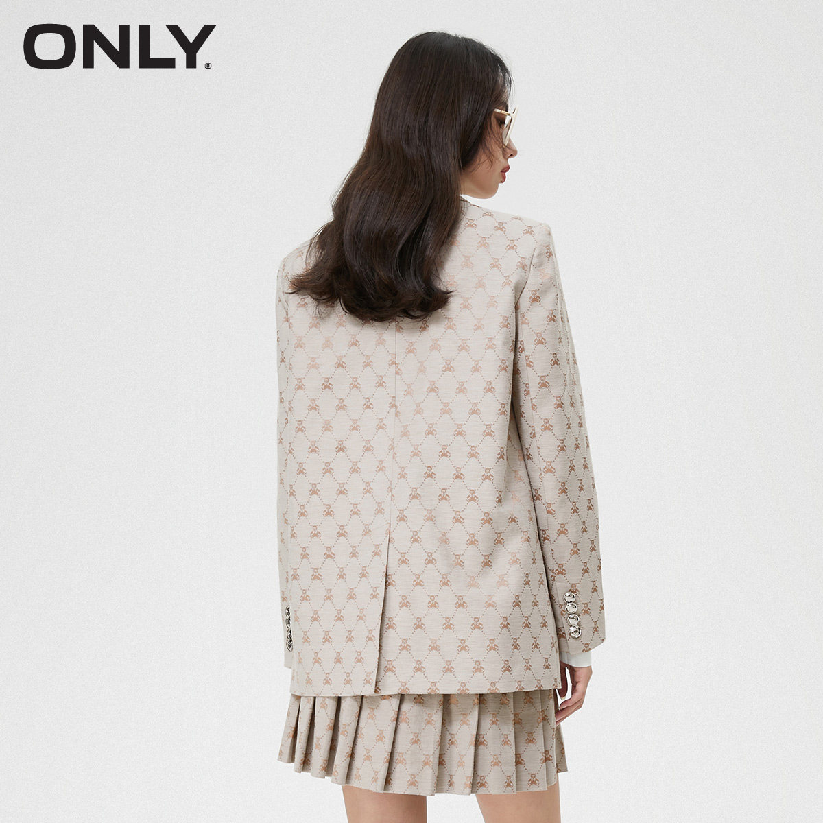 only春季新款职场气质小熊印花西装 ONLYoutlets店西装