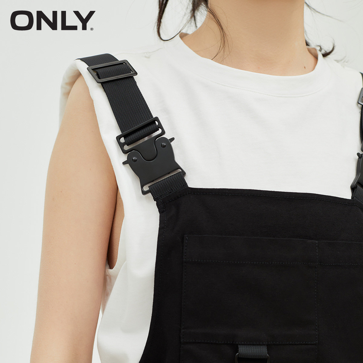 only2021夏季新款甜酷工装风背带裤 ONLYoutlets店休闲裤