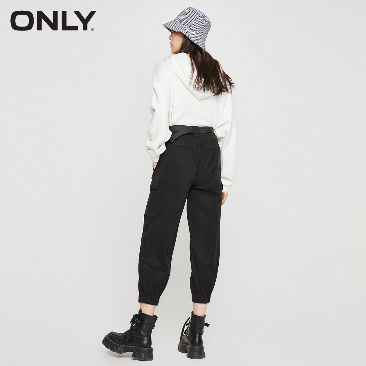 only冬季新款高腰长缩口设计街头裤 ONLYoutlets店休闲裤