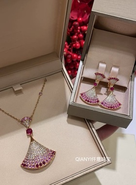 QIANYI仟意珠宝【限定系列】赵路思同款镀18k金满钻扇子宴会项链