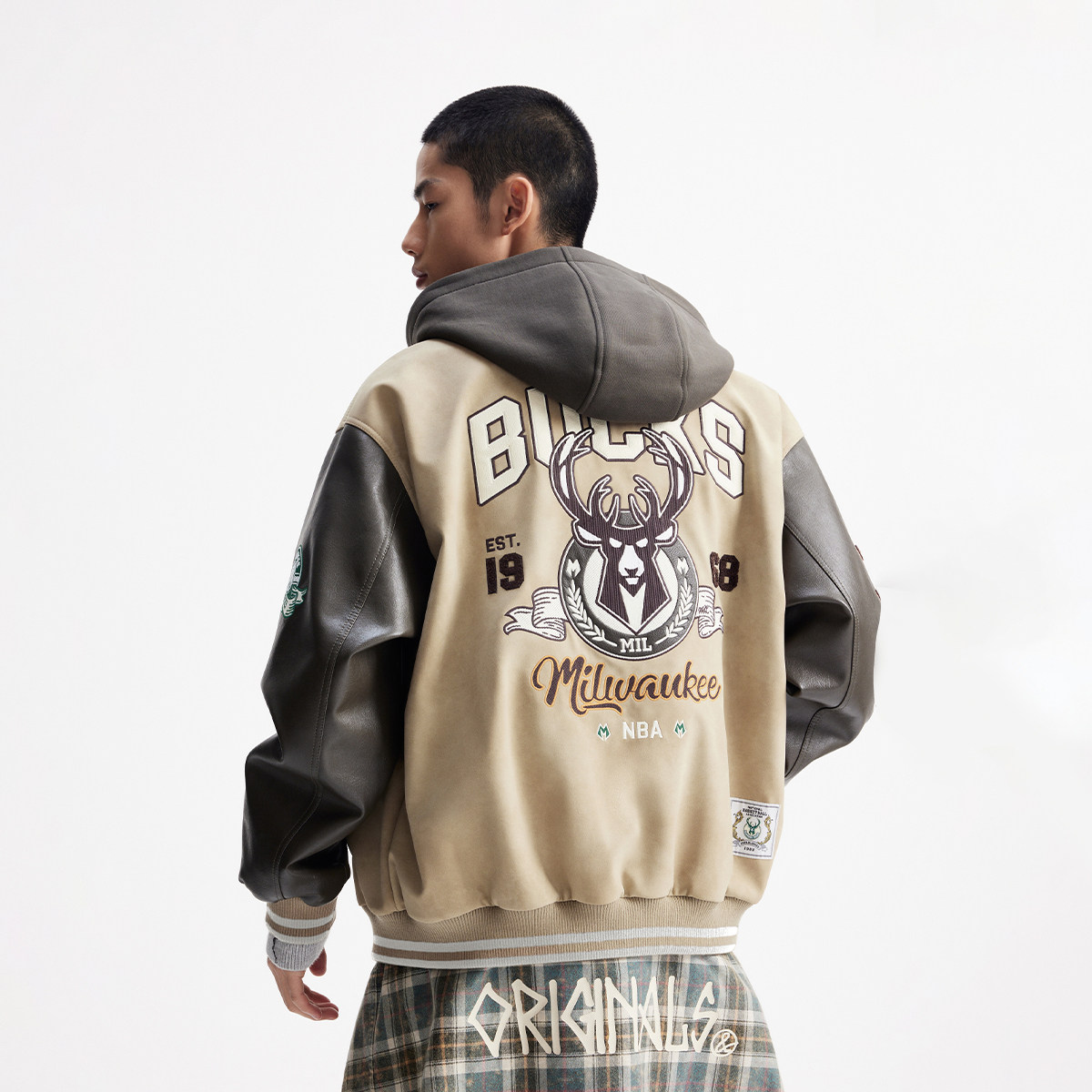 杰克琼斯NBA联名雄鹿队2025年新款男装冬季棉衣连帽印花百搭外套,淘宝优惠券,粉丝福利购,淘宝优惠卷