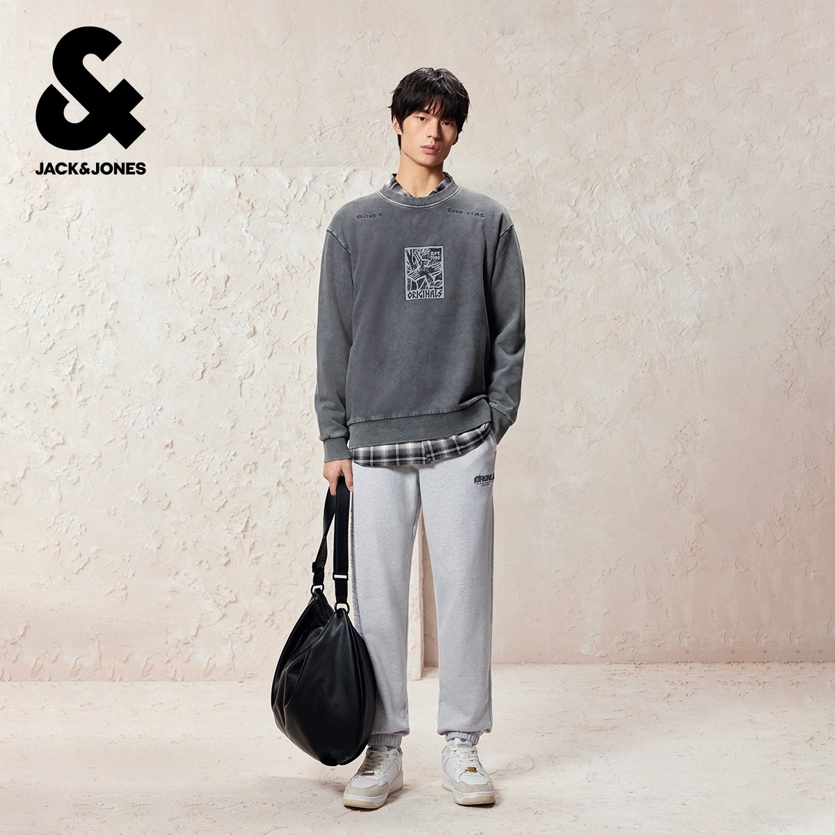 杰克琼斯奥特莱斯男装秋季卫裤2025新品纯棉字母百搭束脚裤裤子,淘宝优惠券,粉丝福利购,淘宝优惠卷