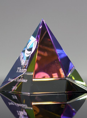 K9七彩水晶金字塔奖杯奖牌刻字定制年终颁奖水晶小奖座小纪念品