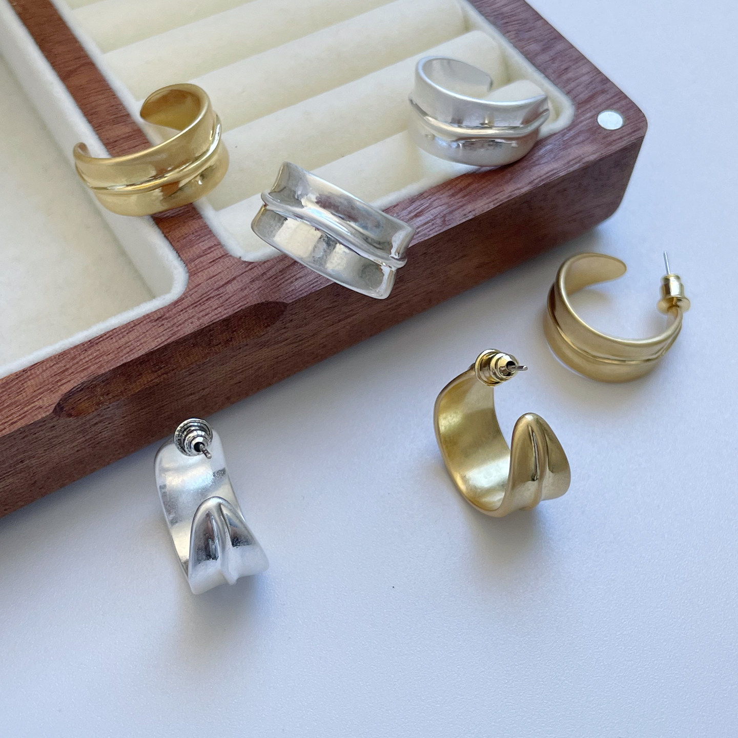 European and American style personalized retro exaggerated C-shaped earrings and rings