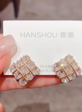 黑色锆石方形耳环轻奢高级感