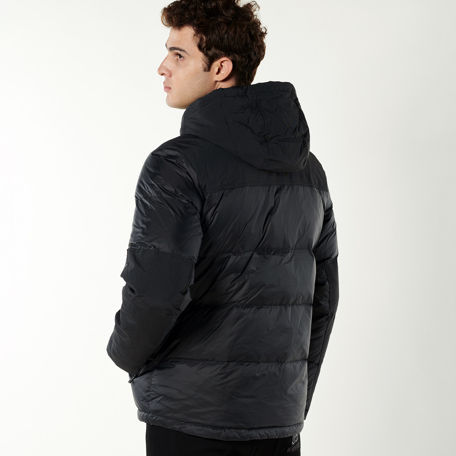 HW男装法国高端90白鸭绒户外冬季新款连帽立领防水加厚男士羽绒服