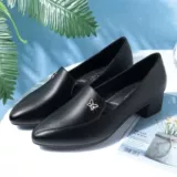 Обувь для матери, нескользящие летние туфли для кожаной обуви, коллекция 2022, для среднего возраста