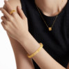 Chow Tai Fook gold silk brocade four-petal flower pure gold gold closed ring female EOF1712 gift