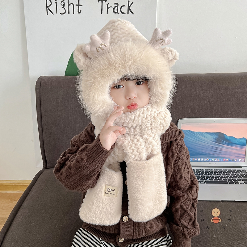 儿童冬天M鹿角毛茸茸保暖护耳三件套男女宝宝加厚围巾手套一体帽 - 图1