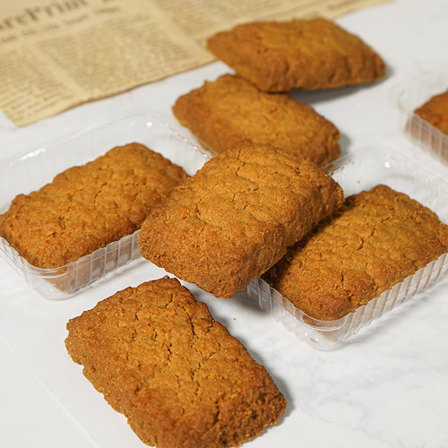 一闻一食黄油咖啡酥生椰拿铁味饼干蛋黄椰蓉曲奇休闲零食独立包装 - 图1