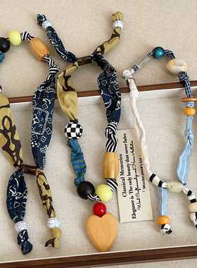 撞色丝巾布艺串珠爱心抽拉项链女时髦高级感个性百搭颈链锁骨链