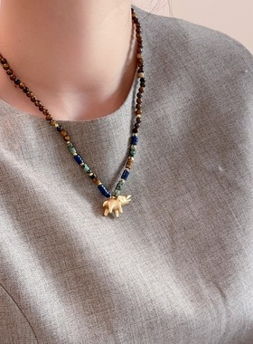 复古金色立体小象吊坠项链女时尚轻奢天然石串珠锁骨链颈链配饰品