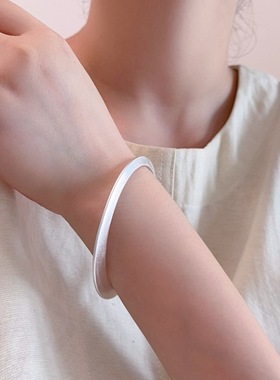 跨境个性重工金属哑光不规则圆形手镯女时髦轻奢简约百搭手环手饰