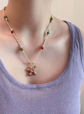 设计感彩色串珠编绳气球狗项链女小众个性时尚轻奢百搭颈链锁骨链