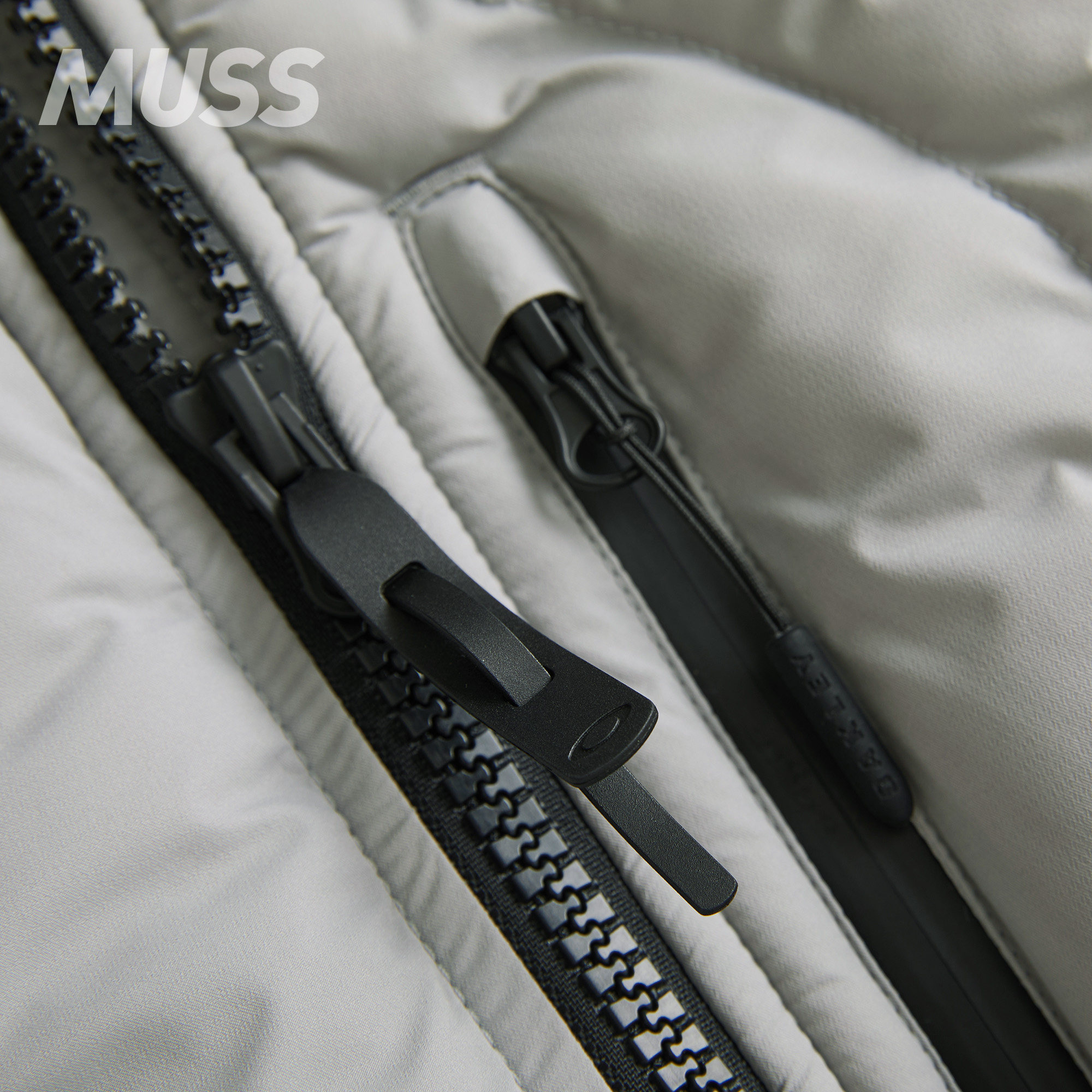 现货 OAKLEY URBANSLOPE PUFFER 防泼机能绗缝抓绒领保暖棉服外套,淘宝优惠券,粉丝福利购,淘宝优惠卷