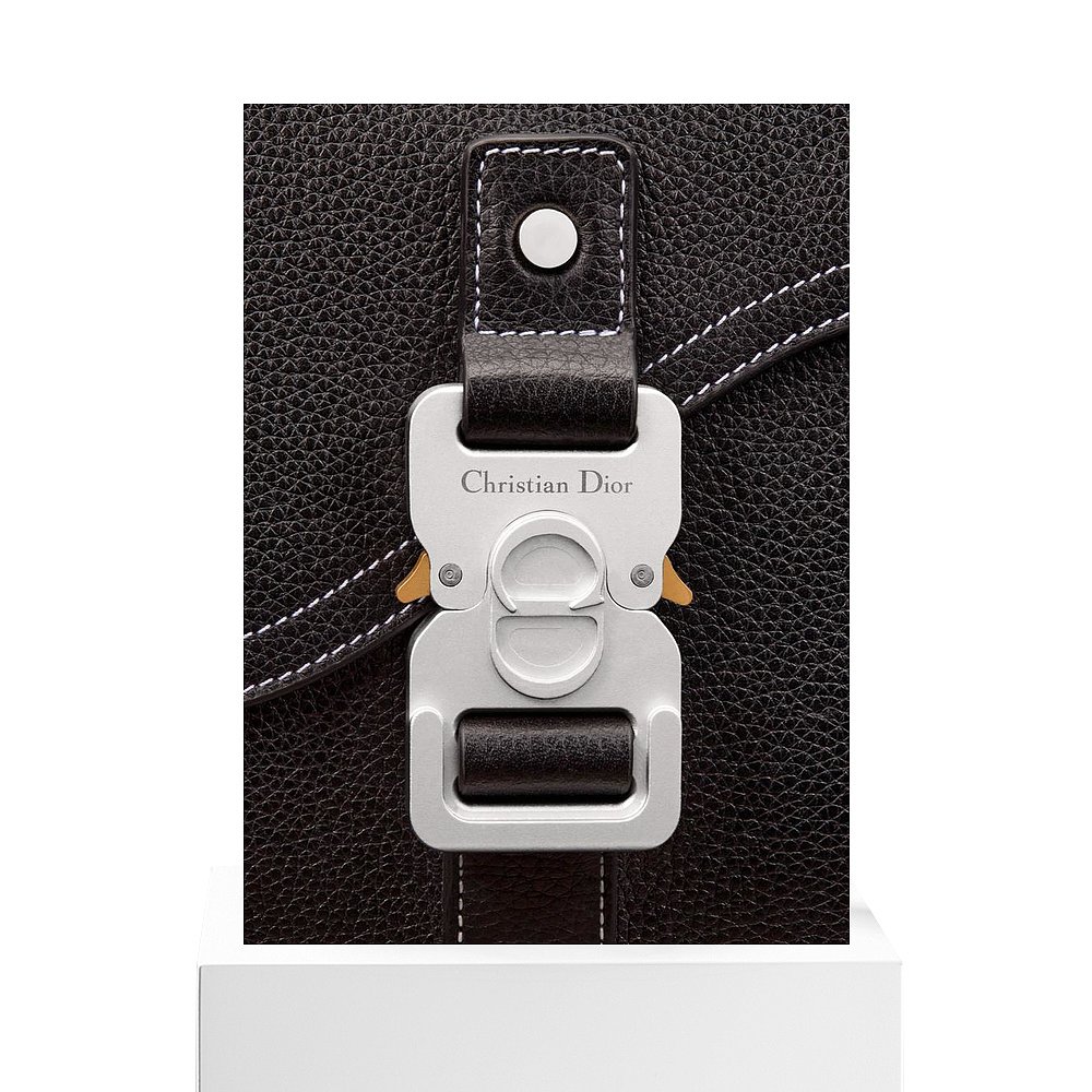  天猫国际探物美国手拿包